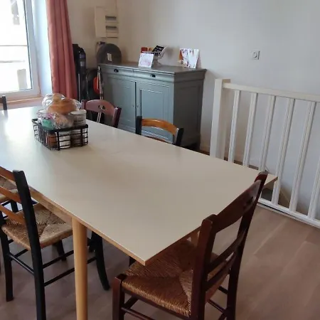 Duplex De La Motte Semesterbostad *